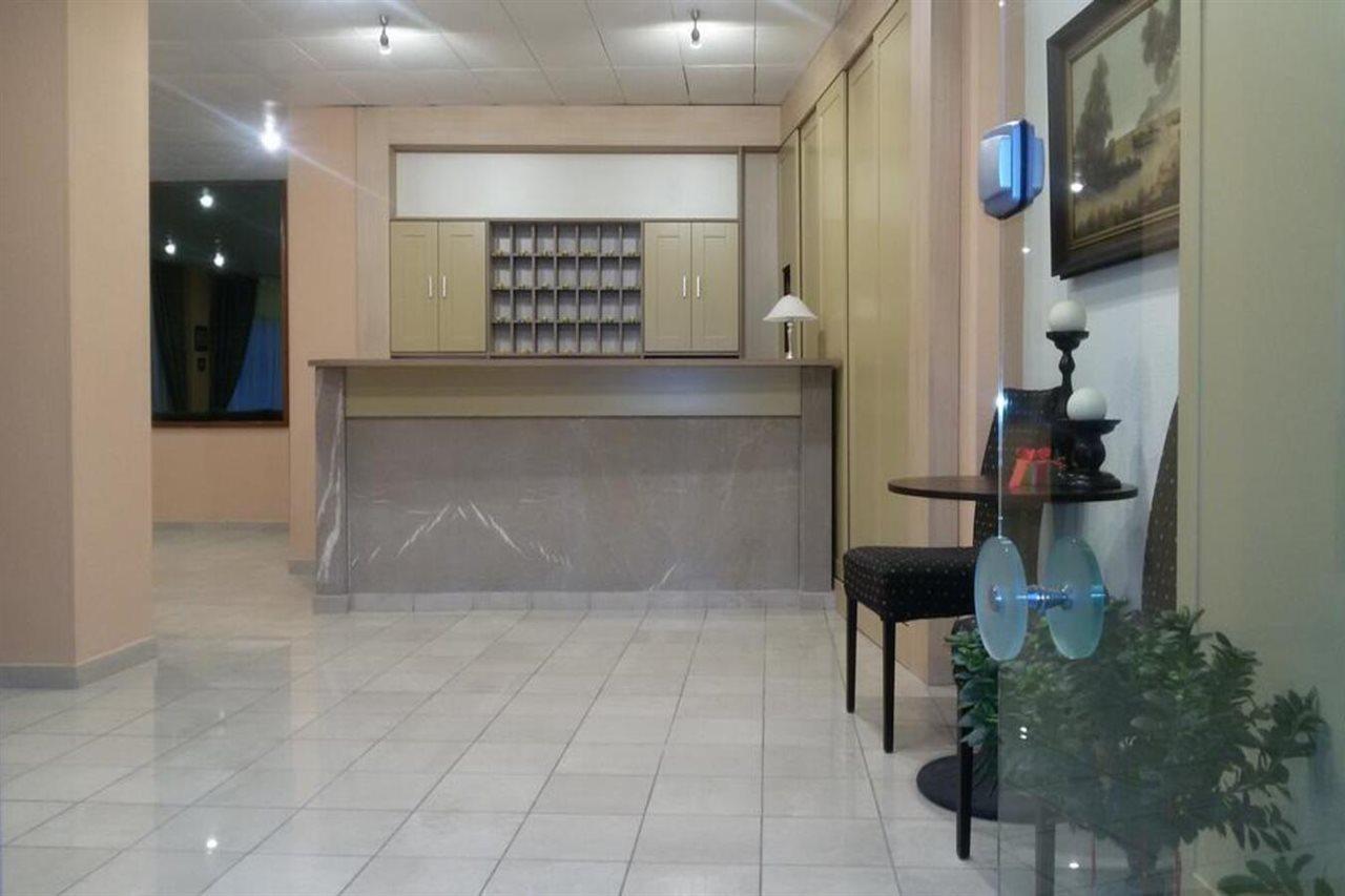Arion Hotel Lutráki Kültér fotó
