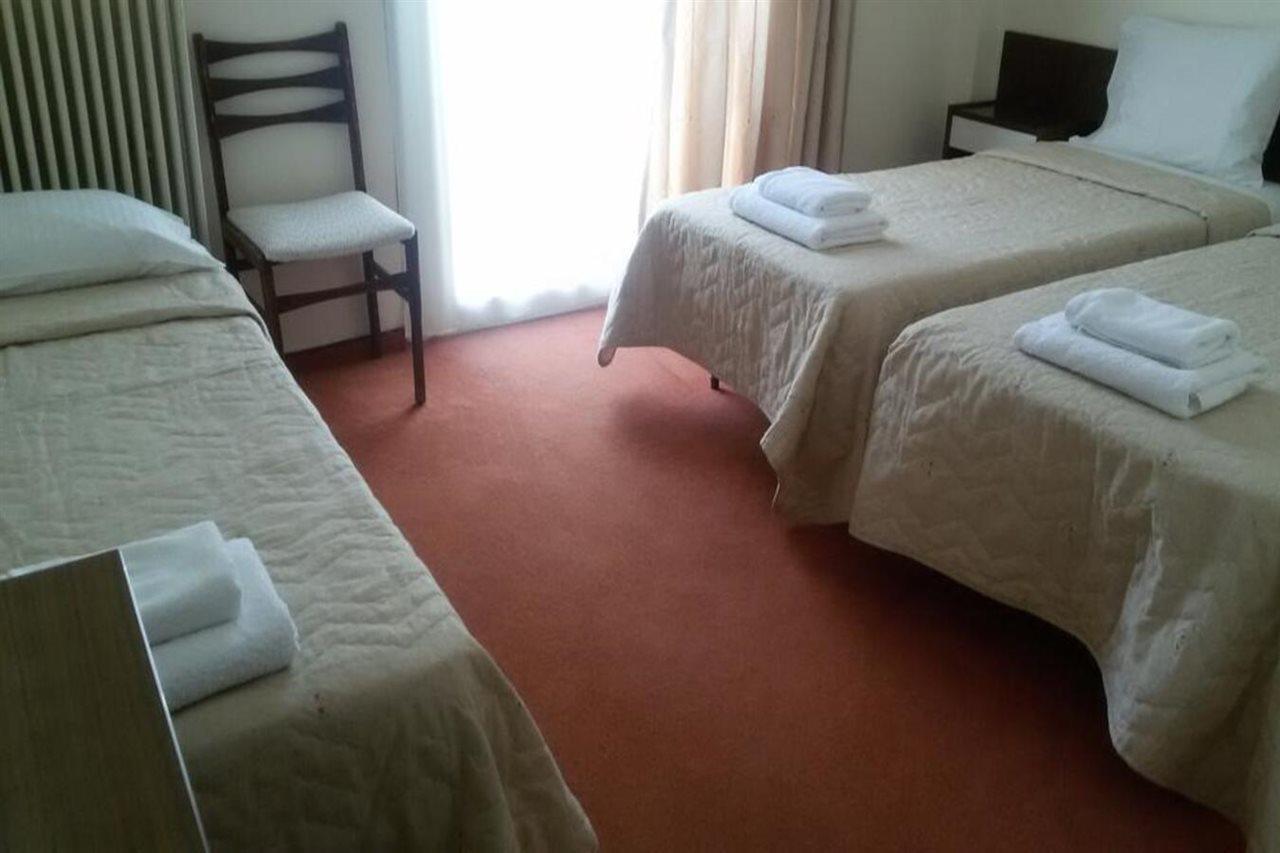 Arion Hotel Lutráki Kültér fotó