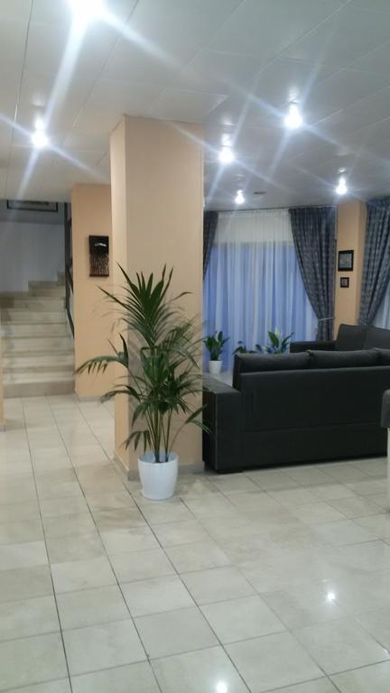 Arion Hotel Lutráki Kültér fotó