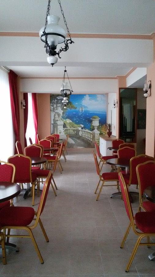 Arion Hotel Lutráki Kültér fotó